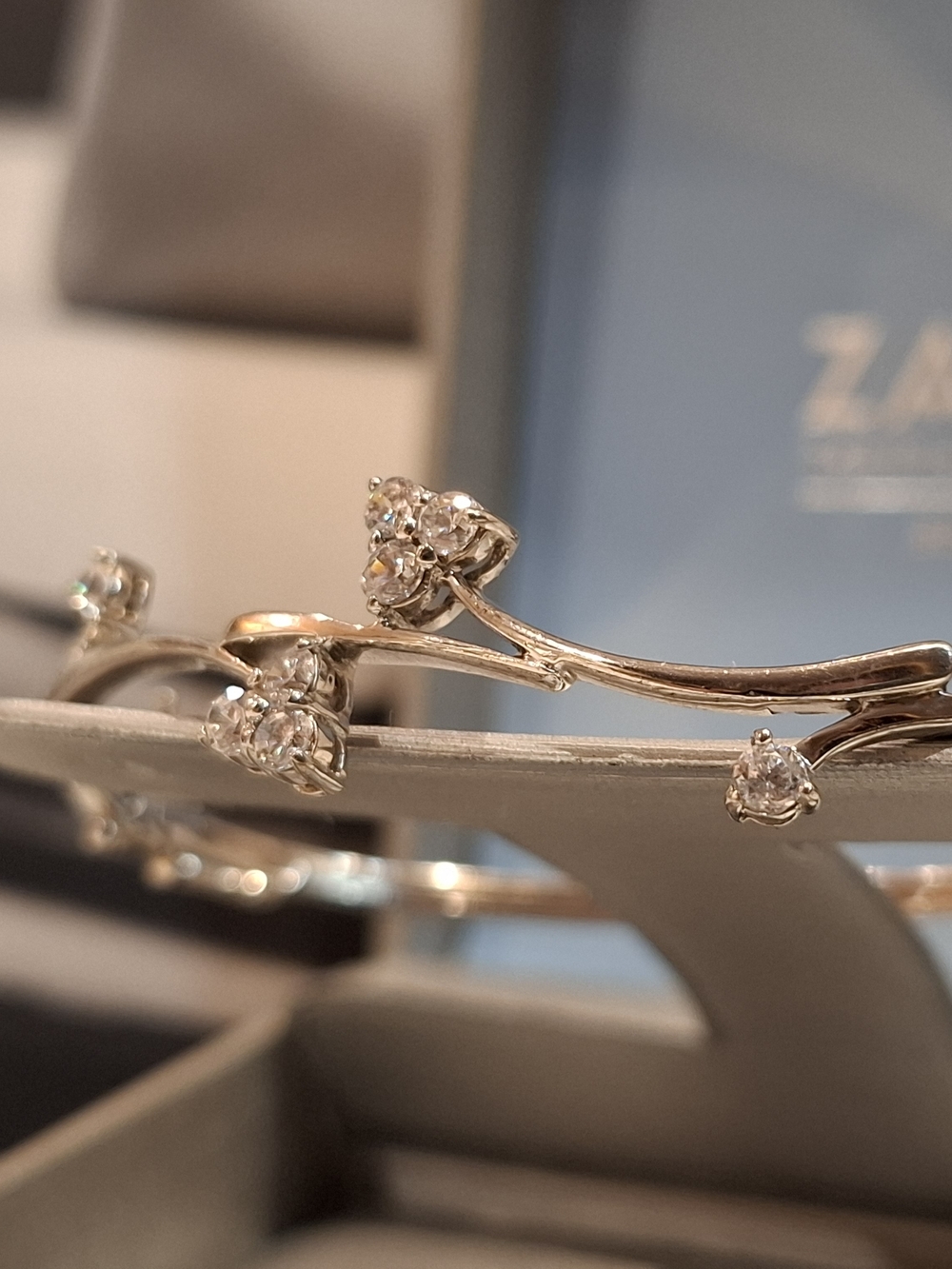 DIAMOND WHITE GOLD BRACELET